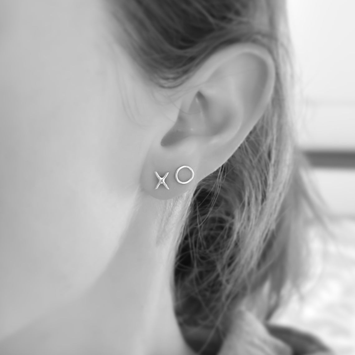 Australian 9ct Solid Gold XO Studs